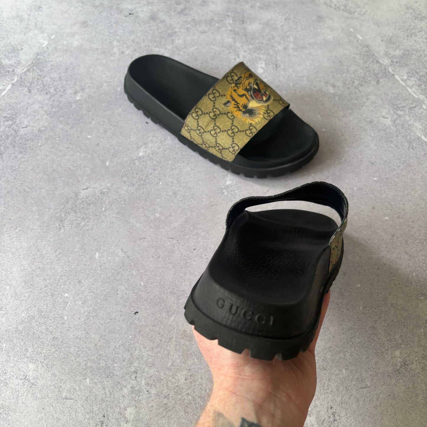 Gucci Sliders - UK 9