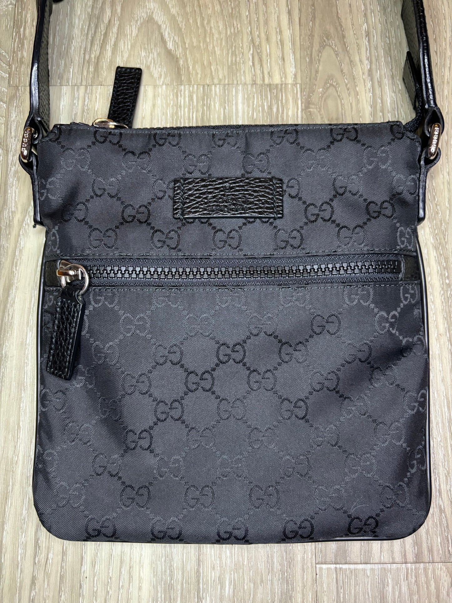 Gucci Messenger Bag (Black)