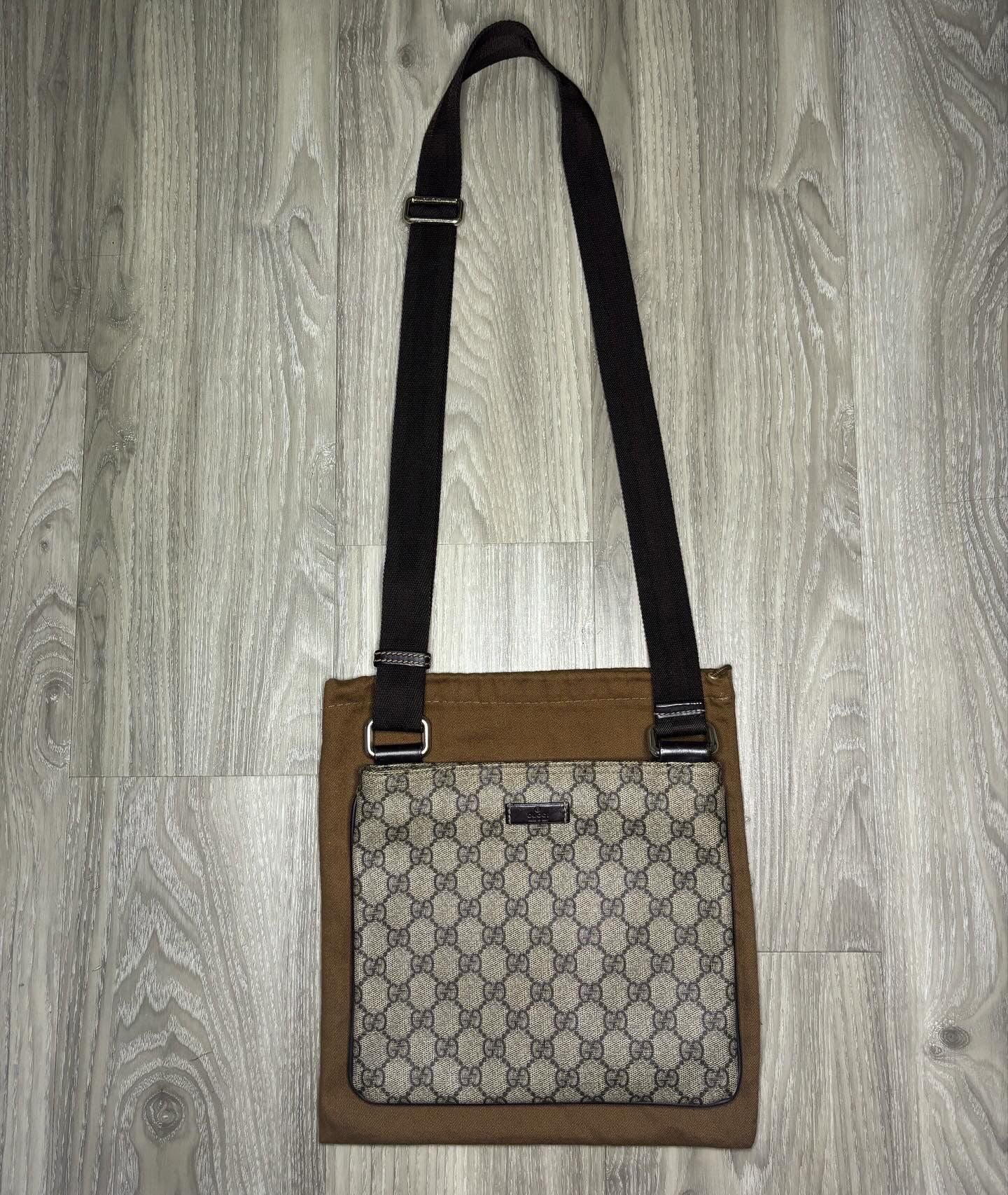 Gucci Messenger Bag (Brown)