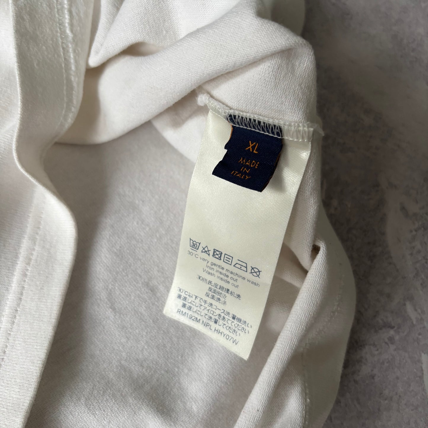 Louis Vuitton T-Shirt - XL