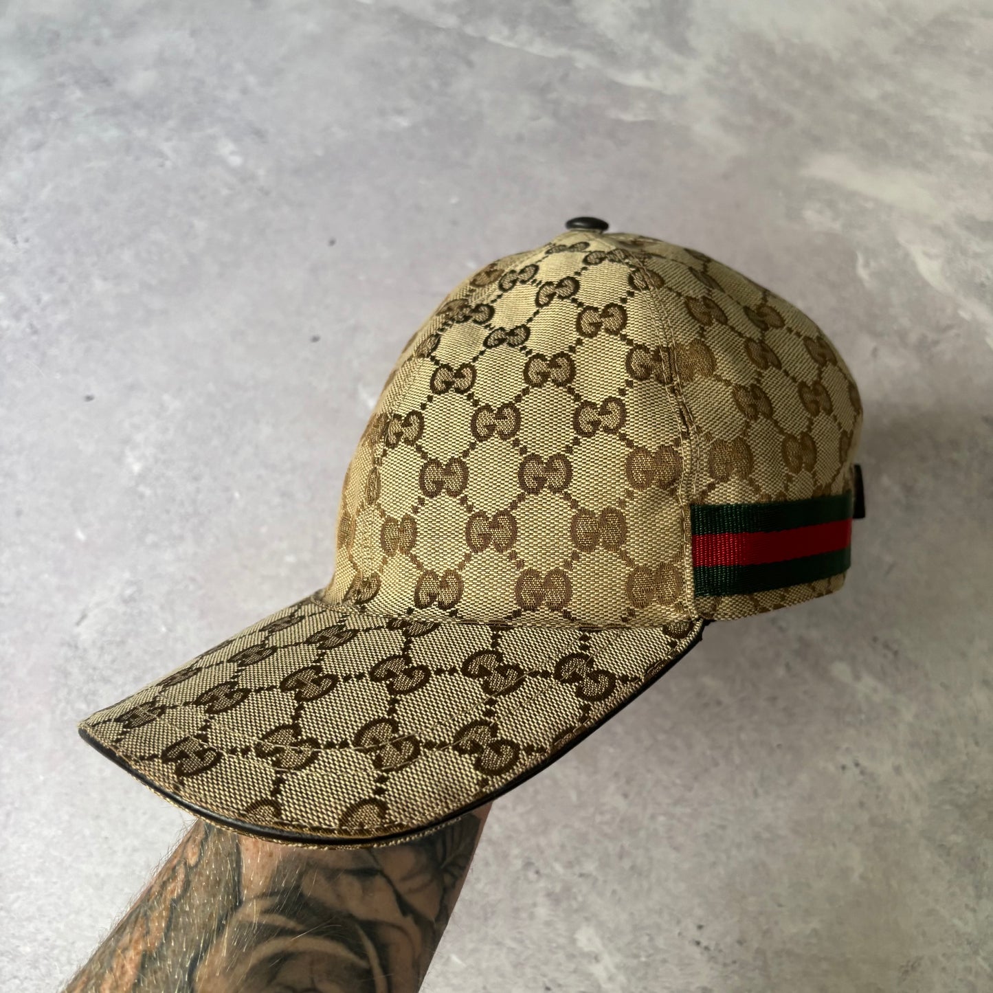 Gucci Cap - Medium