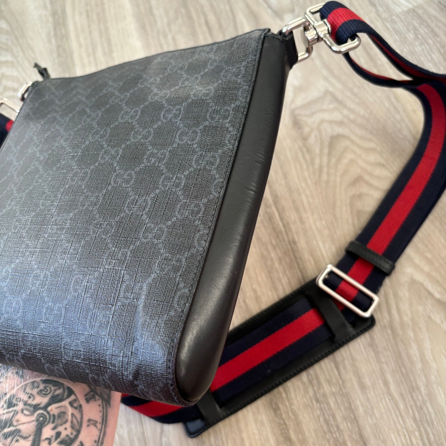 Gucci Messenger Bag