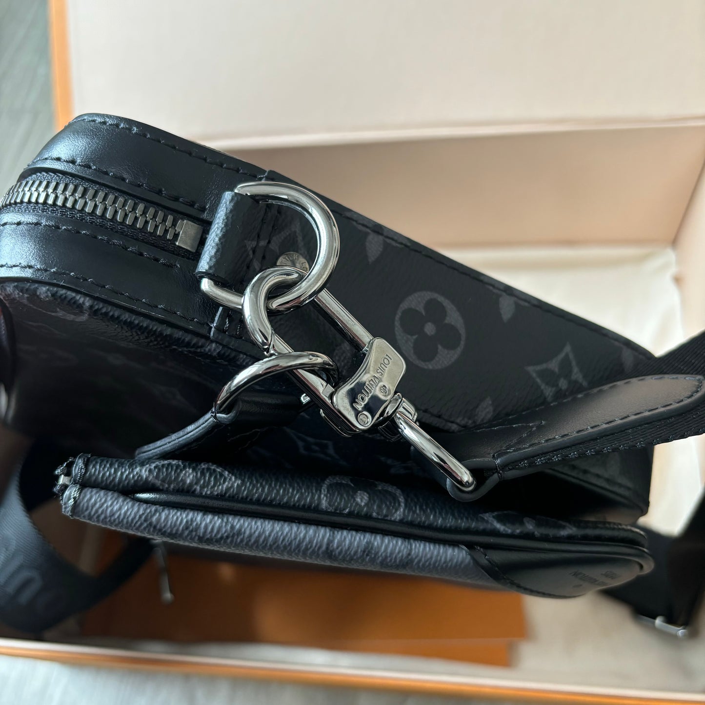 Louis Vuitton Trio Messenger Bag