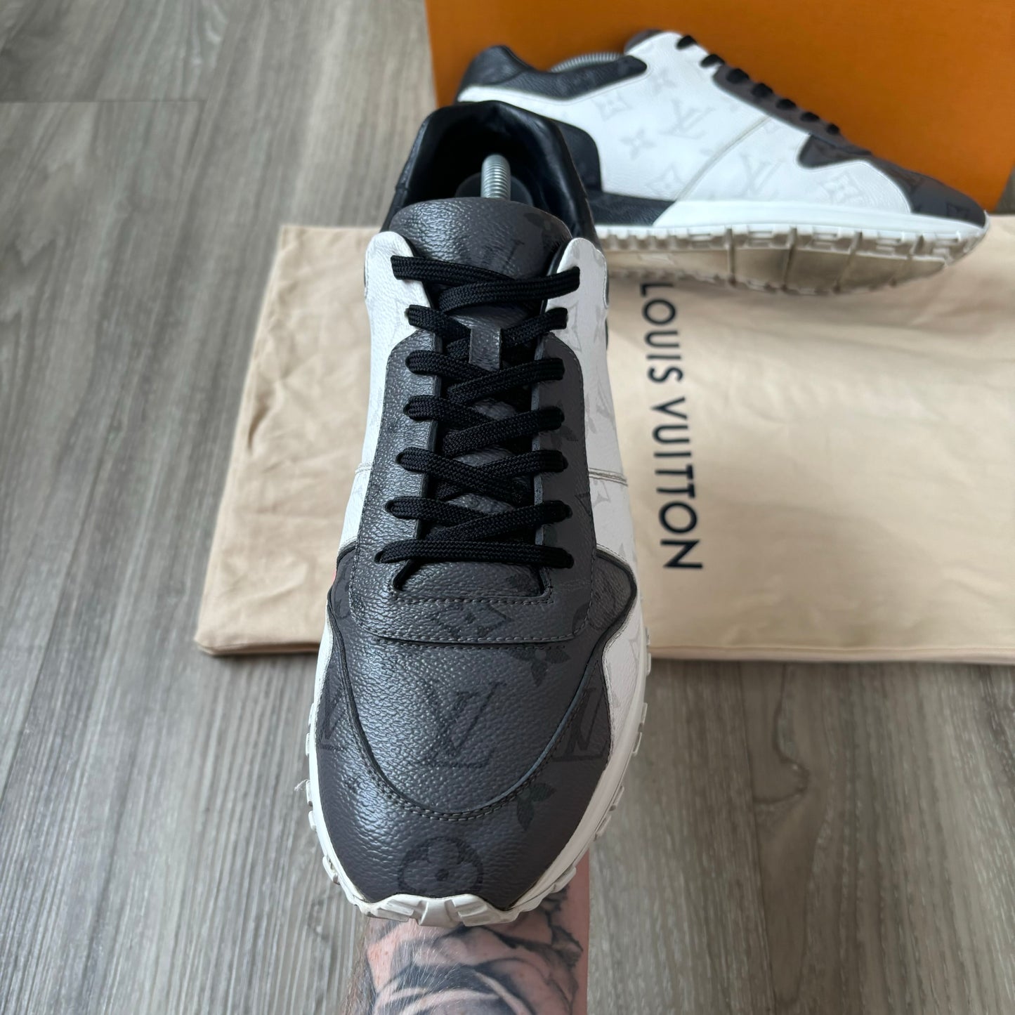 Louis Vuitton Runaway Trainers UK 9.5