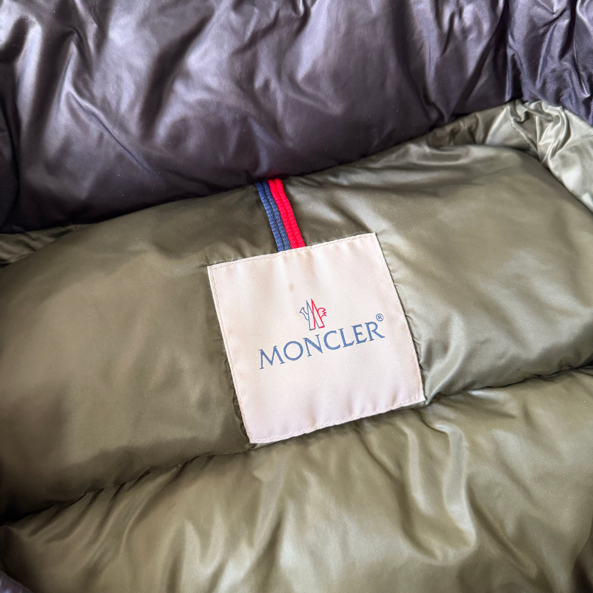 Moncler Bramant Puffer Jacket - Size 0