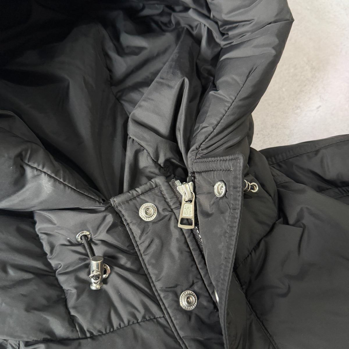 Moncler Prevot Puffer Jacket - Size 0