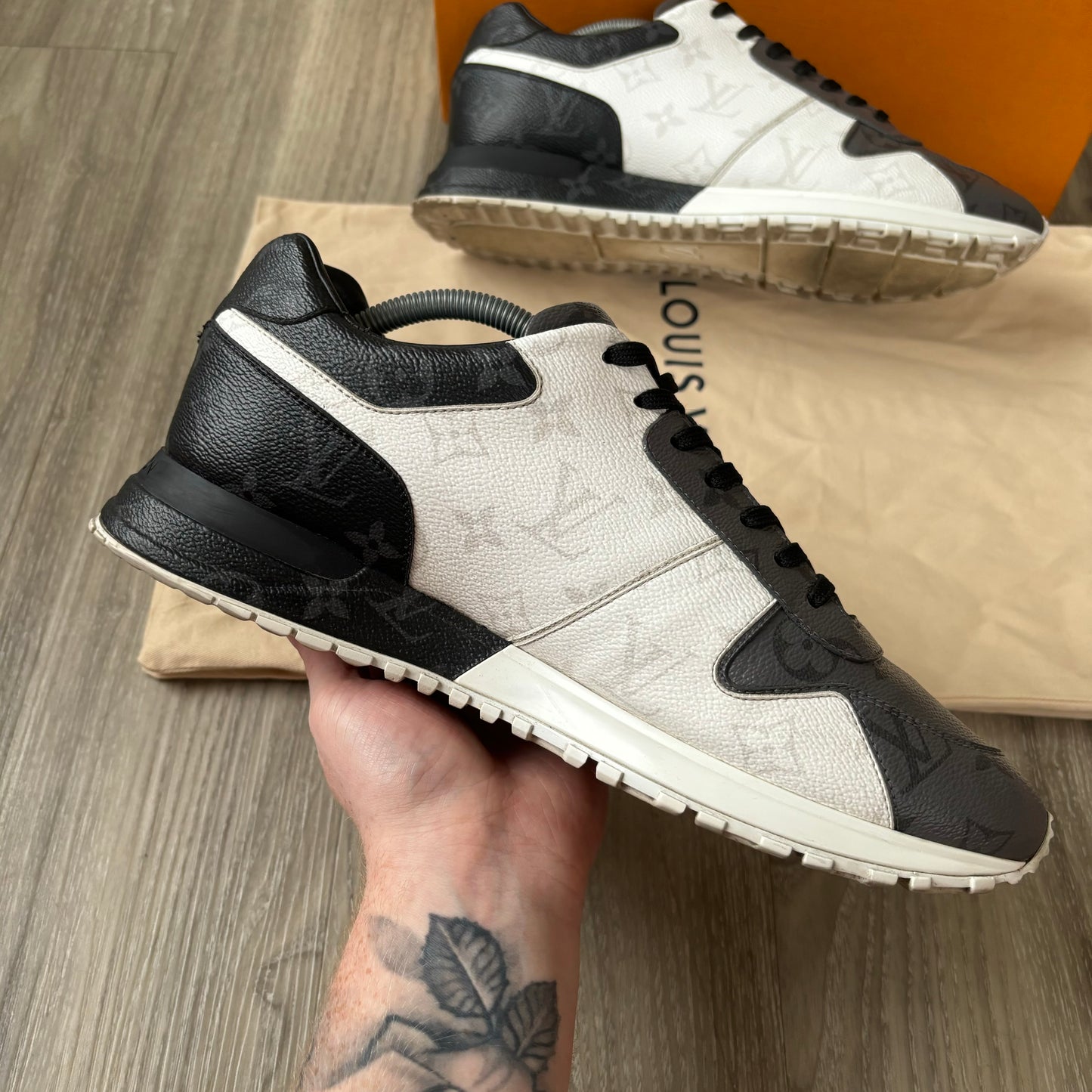 Louis Vuitton Runaway Trainers UK 9.5