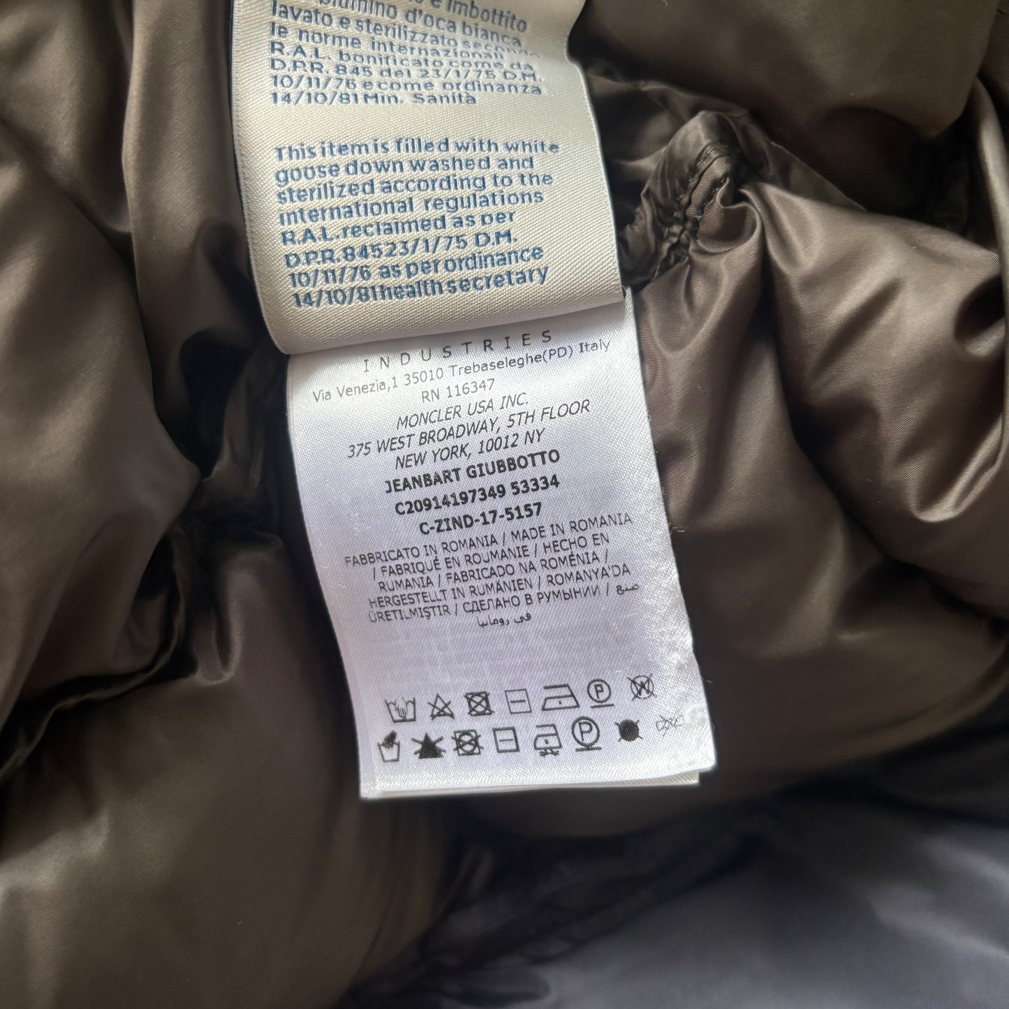 Moncler Jeanbart Puffer Jacket - Size 3