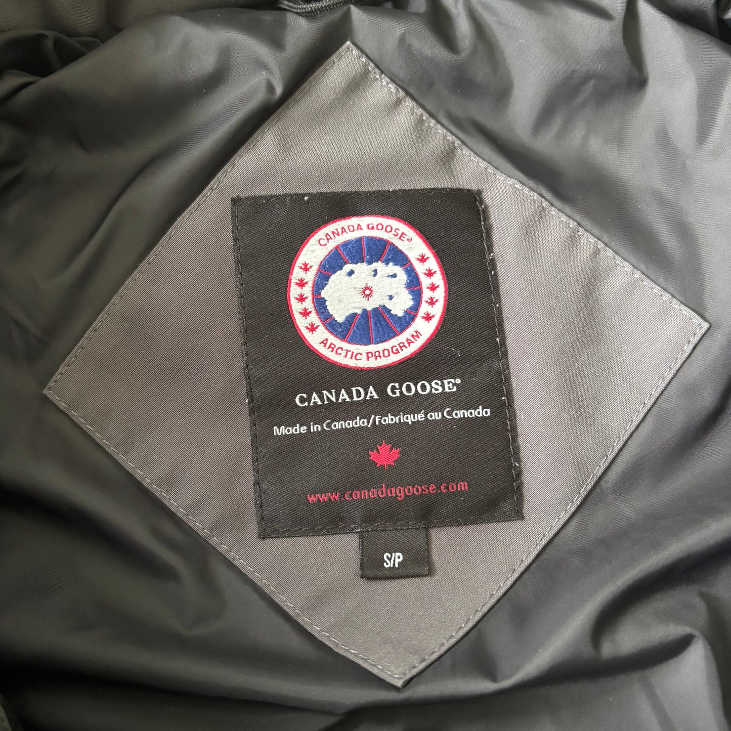 Canada Goose Wyndham Parka Jacket - Small