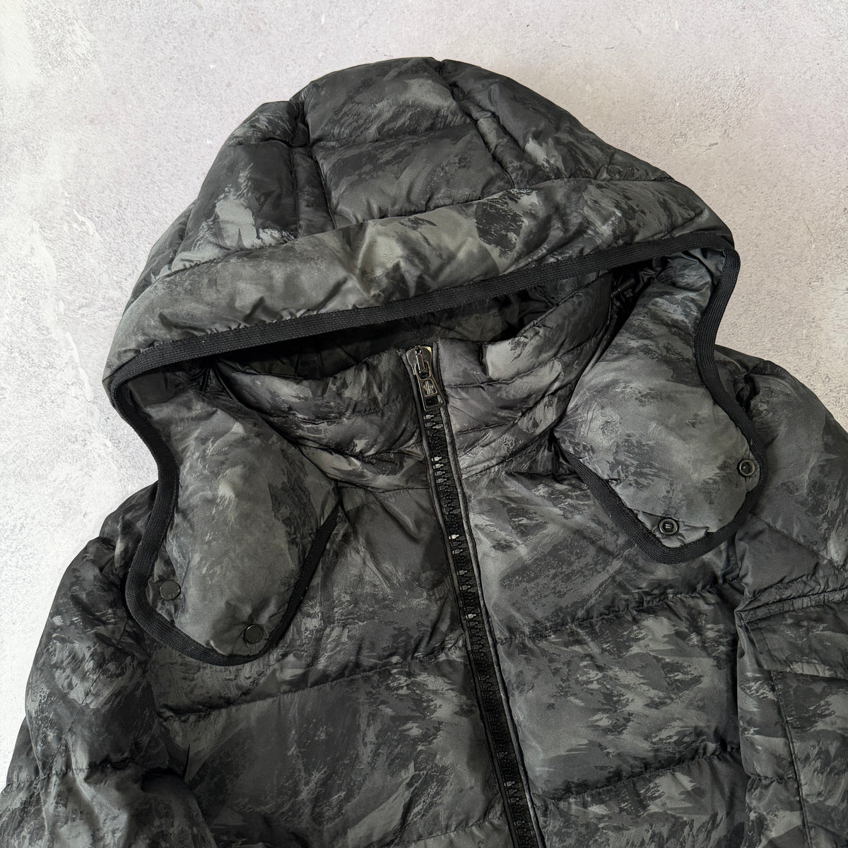 Moncler Hymalay Puffer Jacket - Size 5