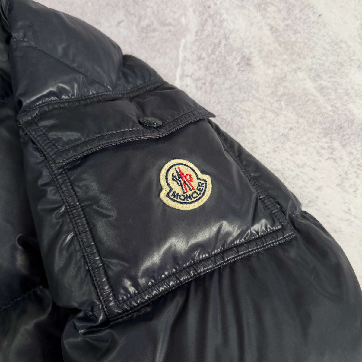Moncler Ecrins Puffer Jacket - Size 4