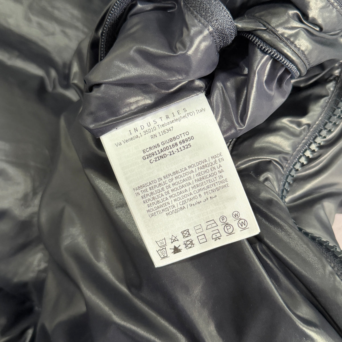 Moncler Ecrins Puffer Jacket - Size 4