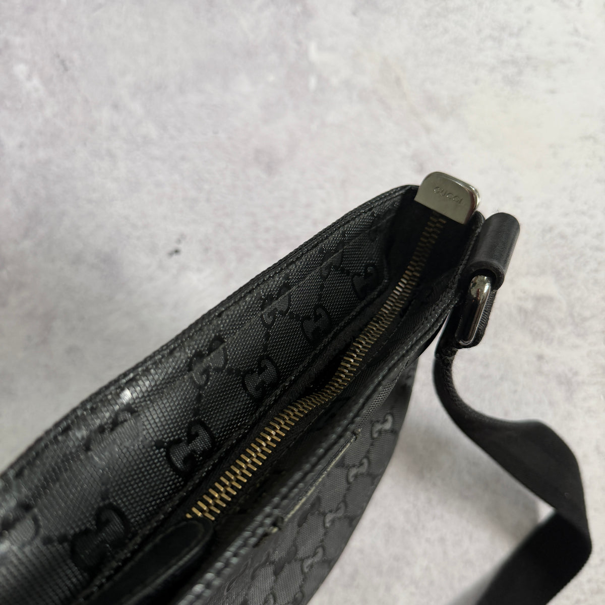 Gucci Messenger Bag