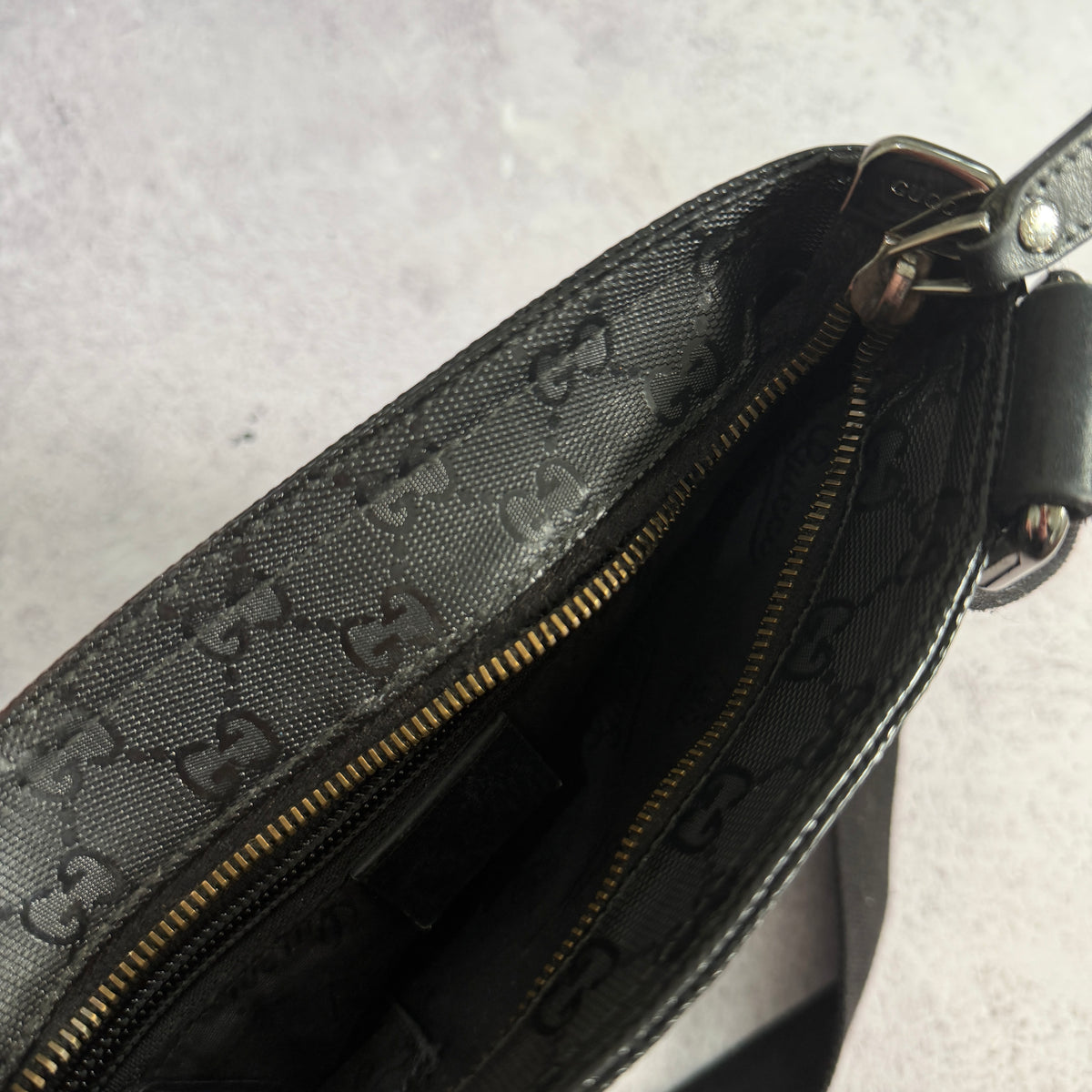 Gucci Messenger Bag